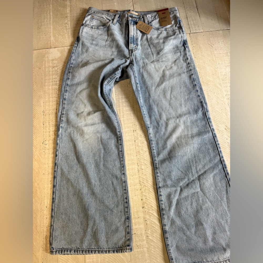 Levi's Women's Baggy Bootcut Light Blue Jeans